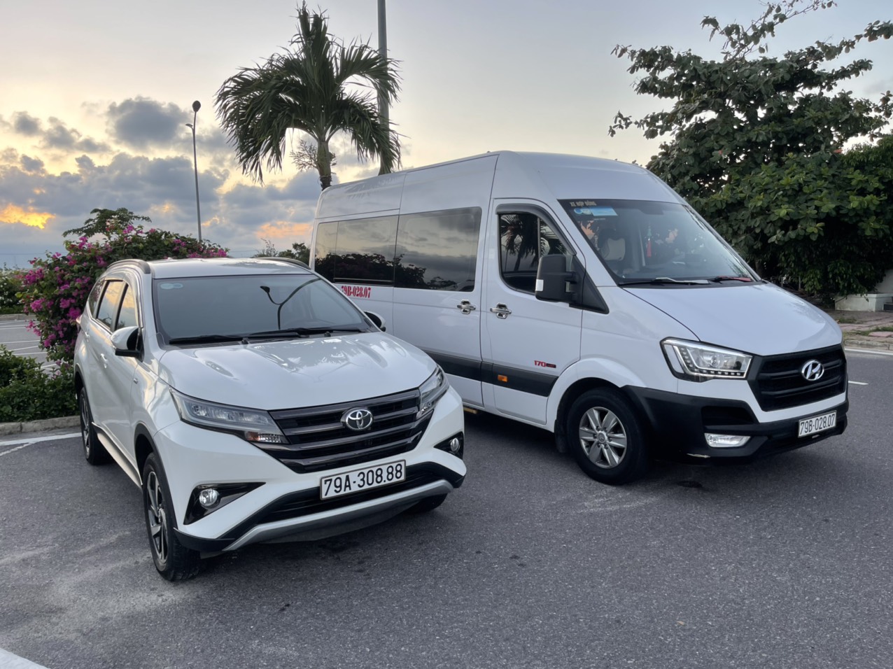 Thuê ô tô 16 chỗ cưới hỏi Nha Trang